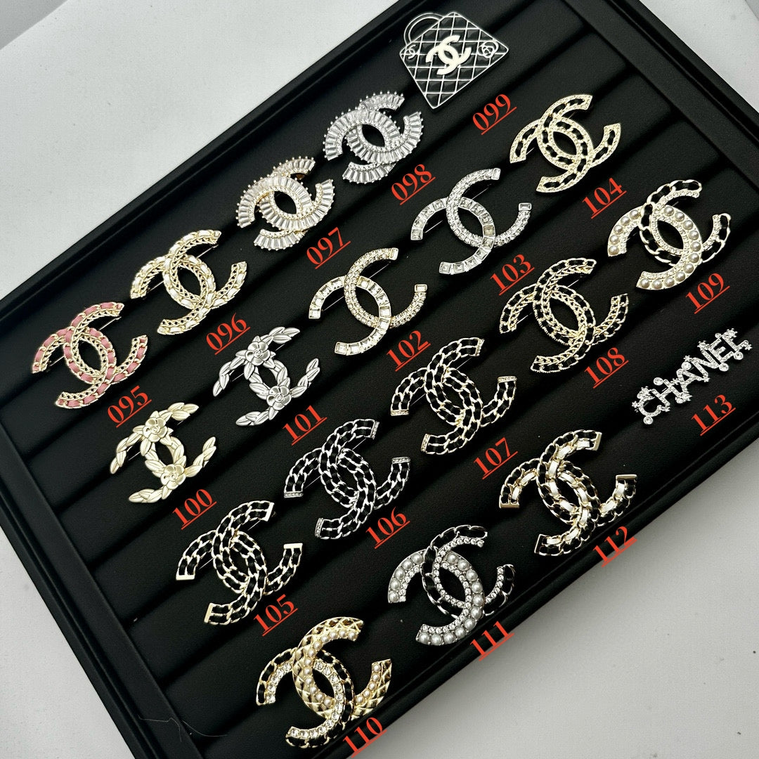 Double C Fashion Brooch/095-113