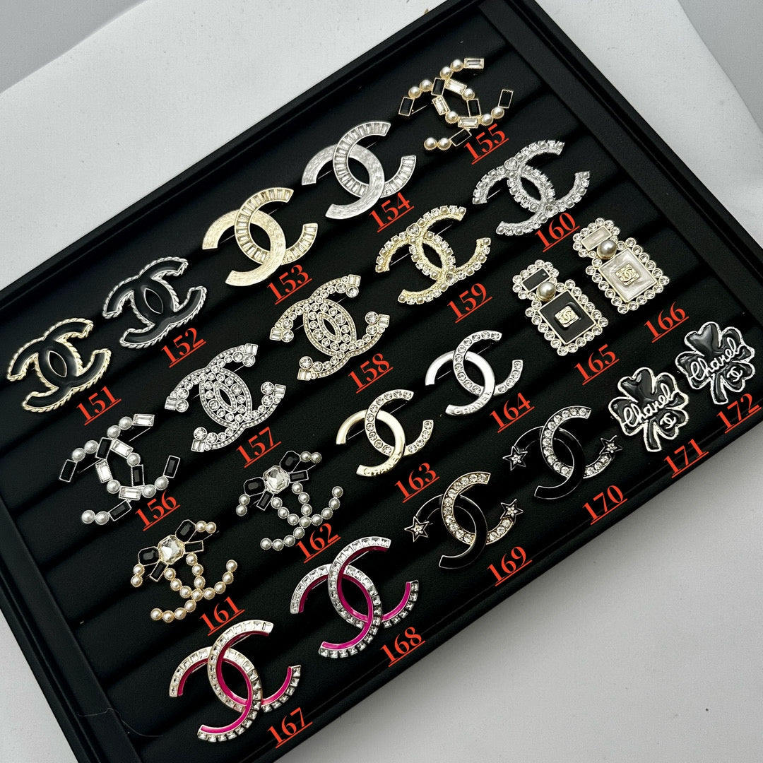Double C Fashion Brooch/151-172
