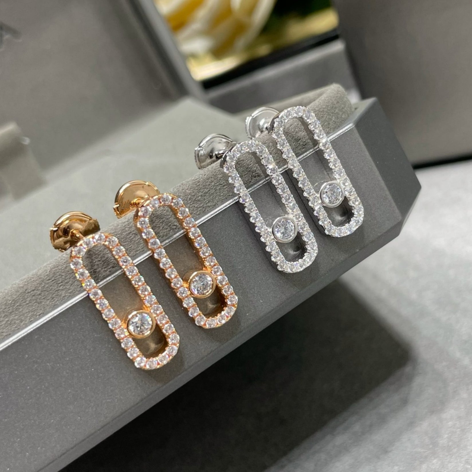 Oval earrings/B-076