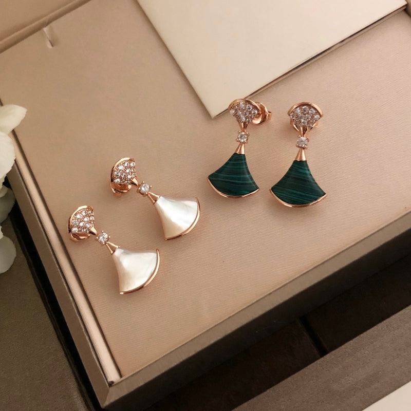 Small skirt fan-shaped earrings/B-009