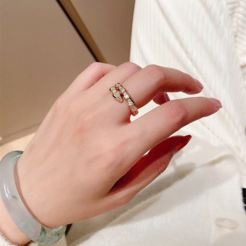 Spring snake bone ring/JZ-039