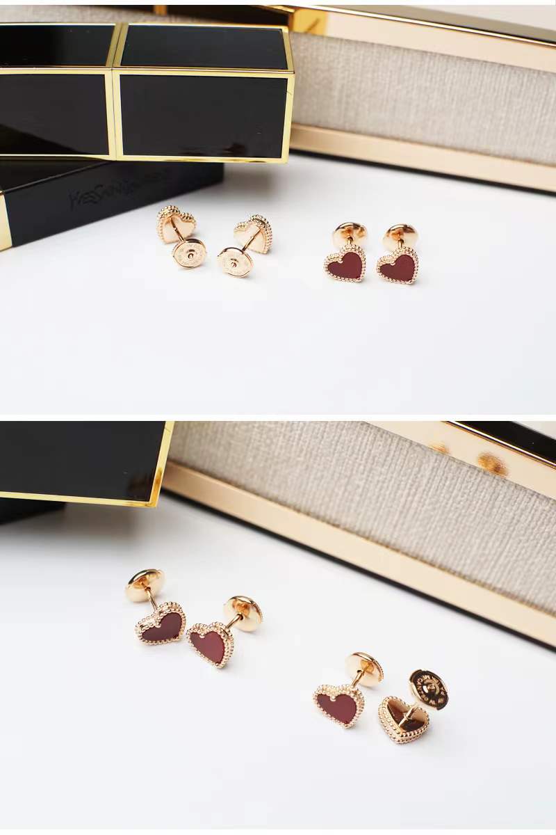 Heart shaped earrings/B-029