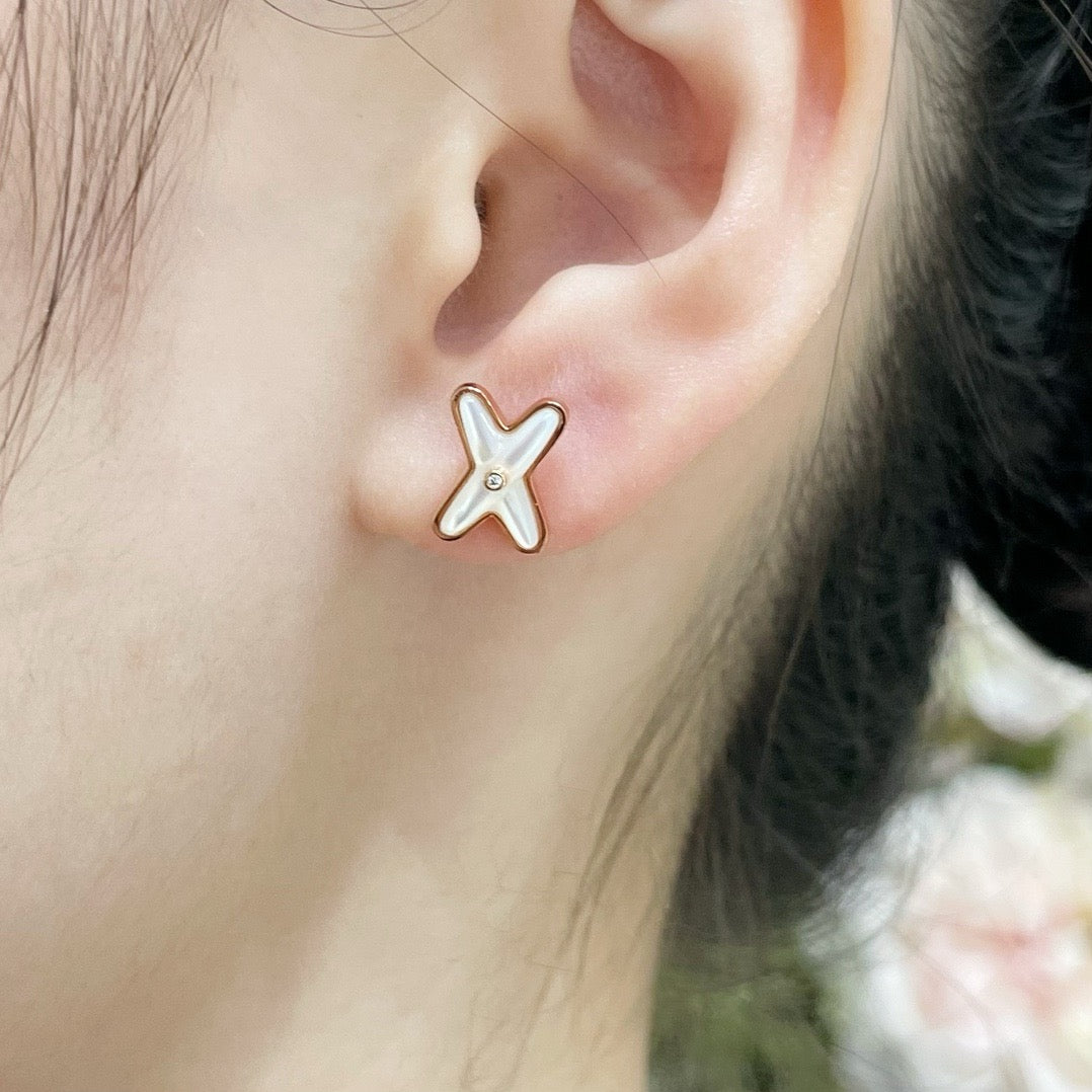 X-shaped Baibeimu Ear Nails/B-110