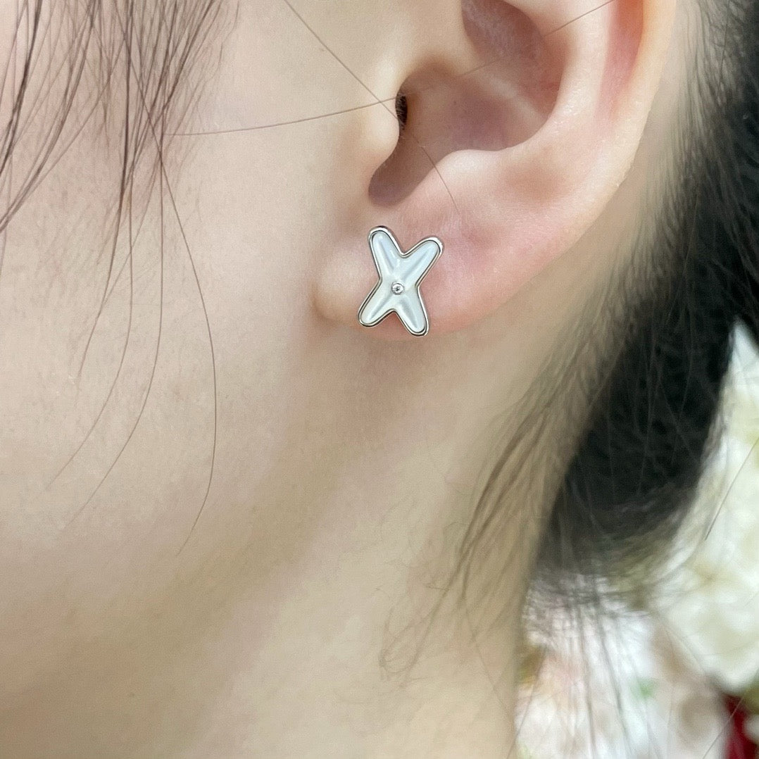 X-shaped Baibeimu Ear Nails/B-110