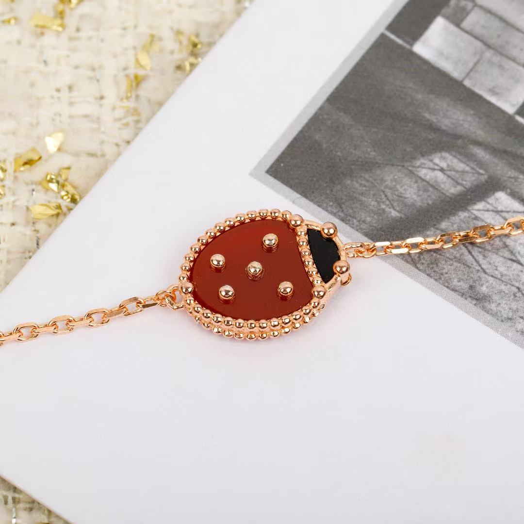 Carnelian Beetle Bracelet/Q-010