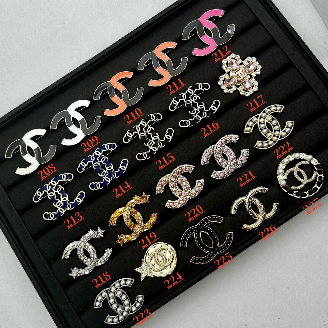 Double C Fashion Brooch/208-227