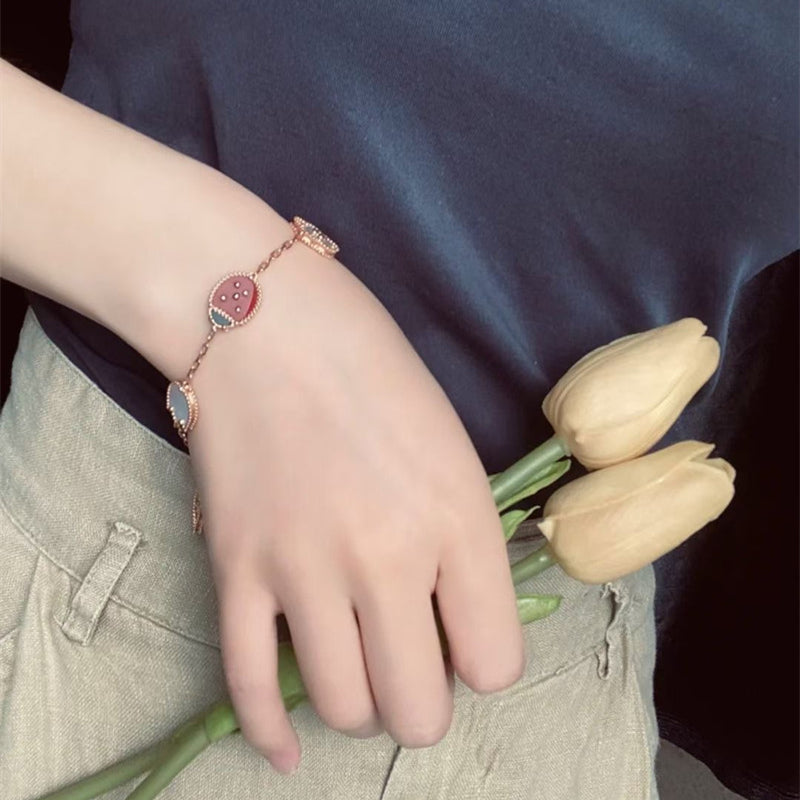 Carnelian Ladybug Bracelet/Q-011