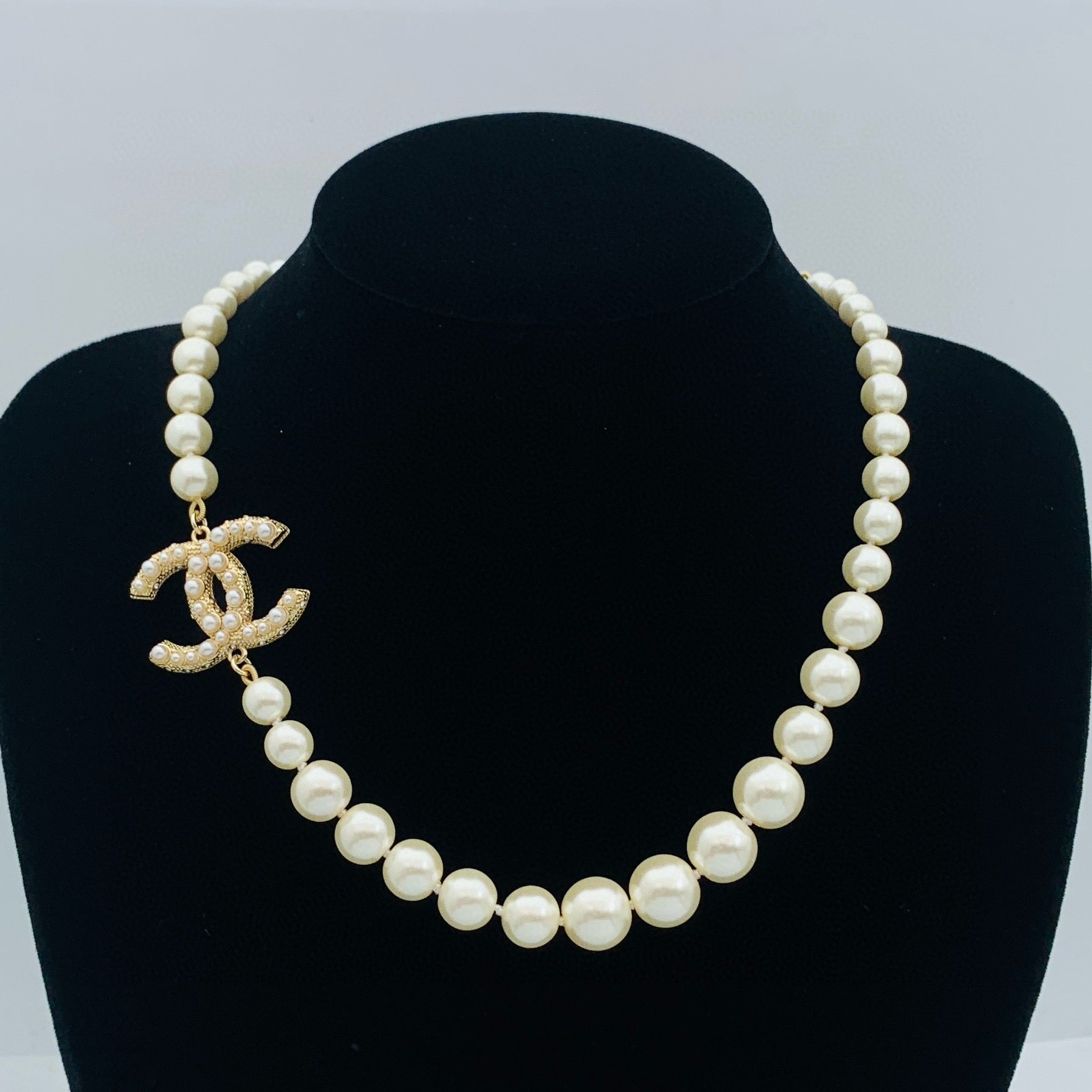 Double C Pearl Necklace- X1001