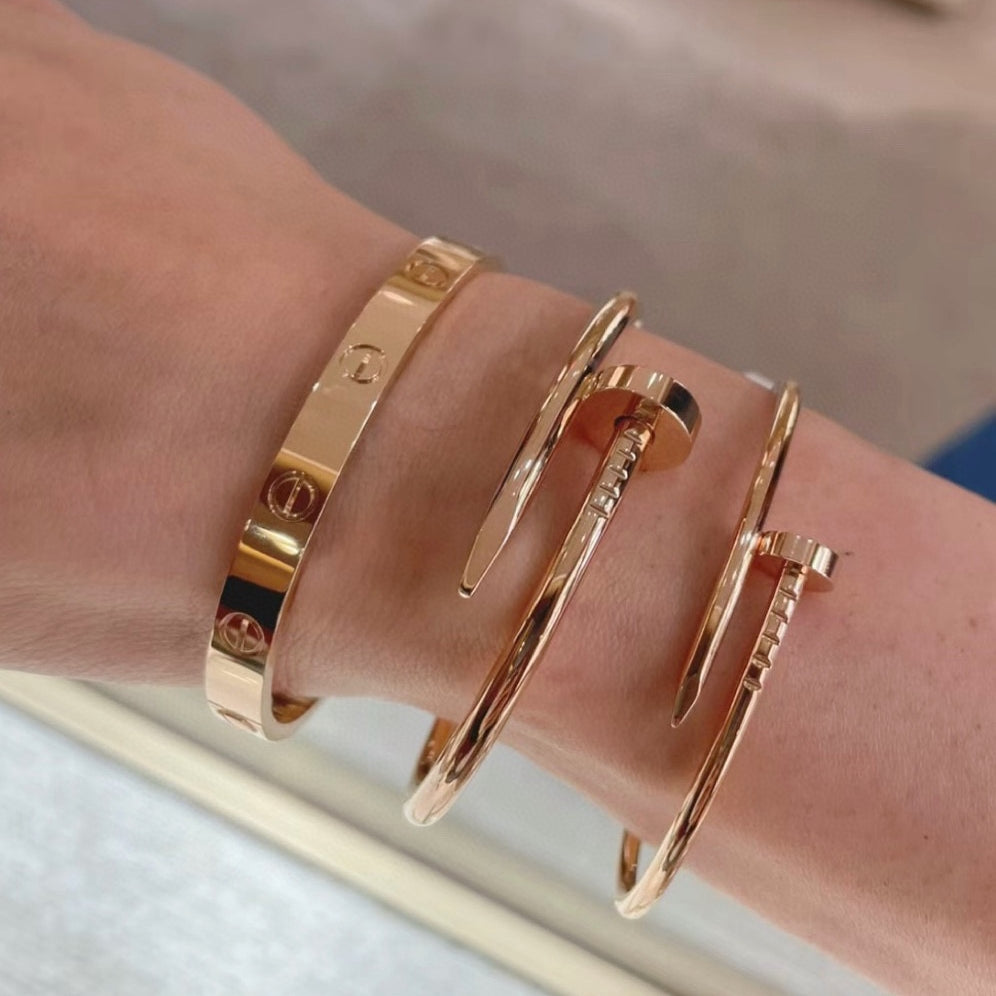 Classic plain nail bracelet /SZ-1013