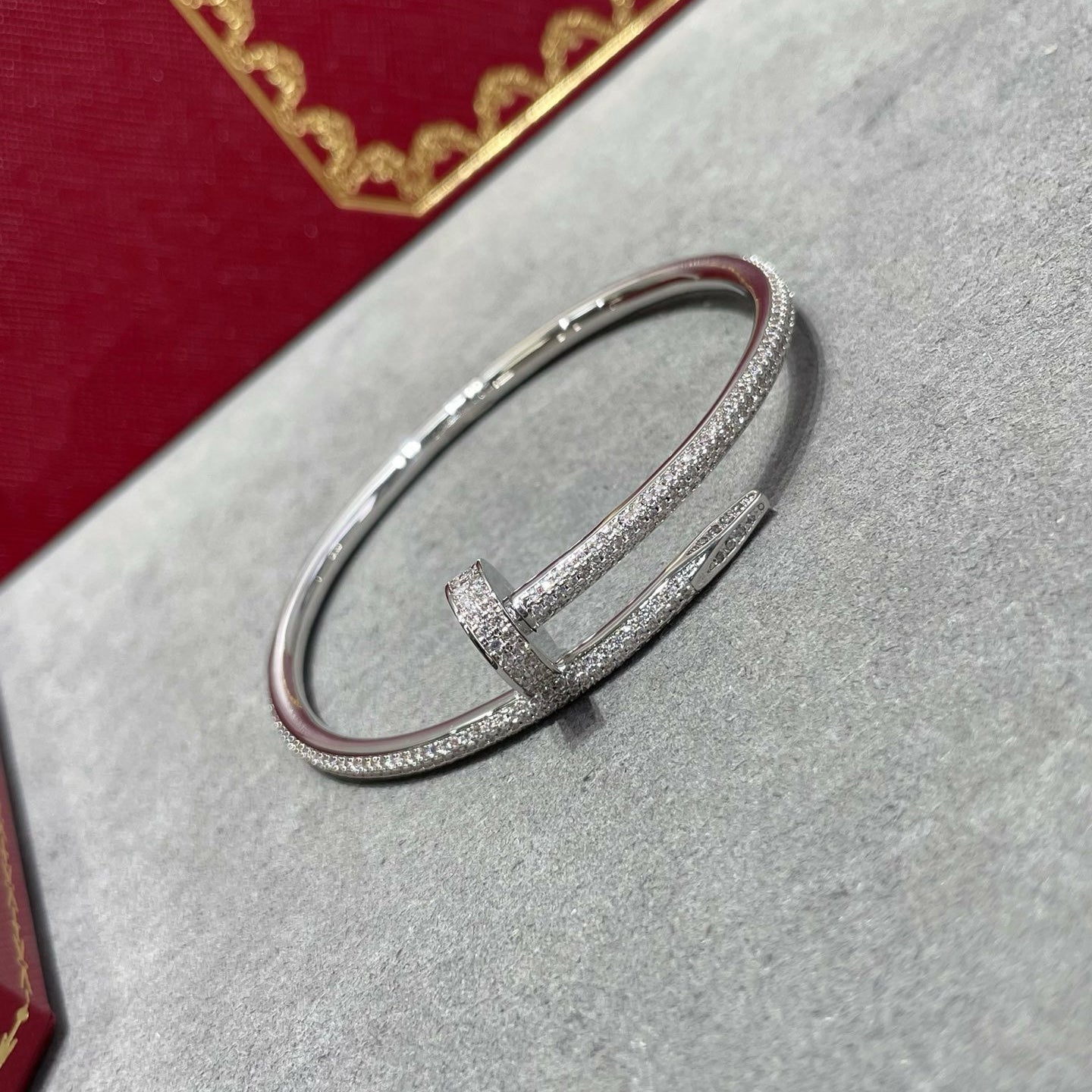 Full diamond nail bracelet / SZ-1016