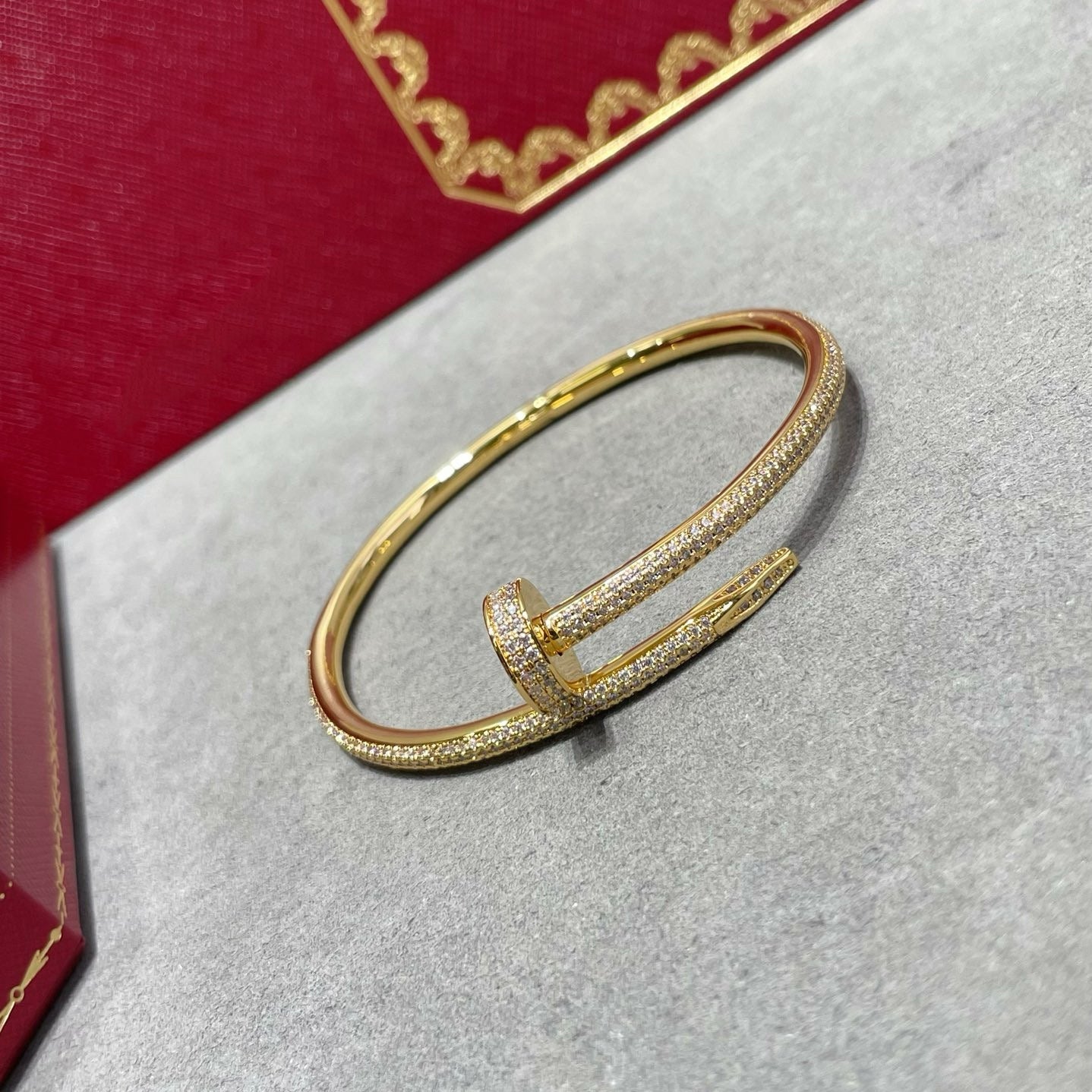 Full diamond nail bracelet / SZ-1016
