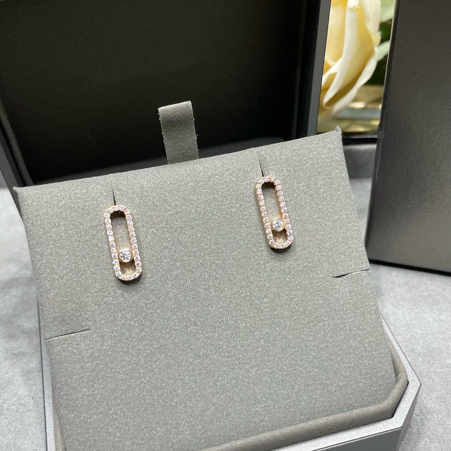 Oval earrings/B-076