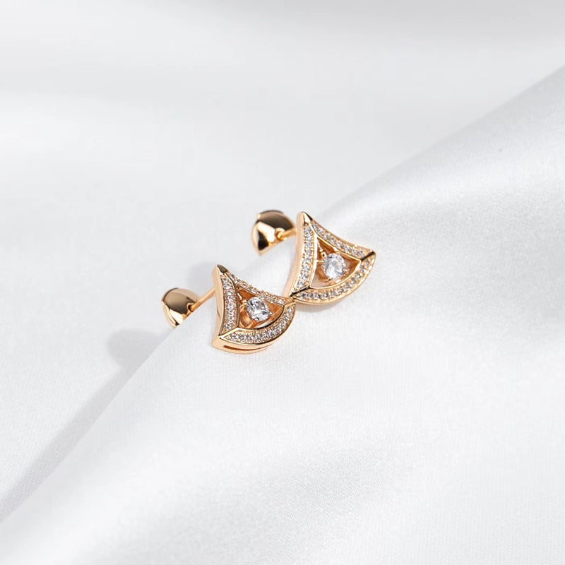 Hollow fan-shaped earrings/B031