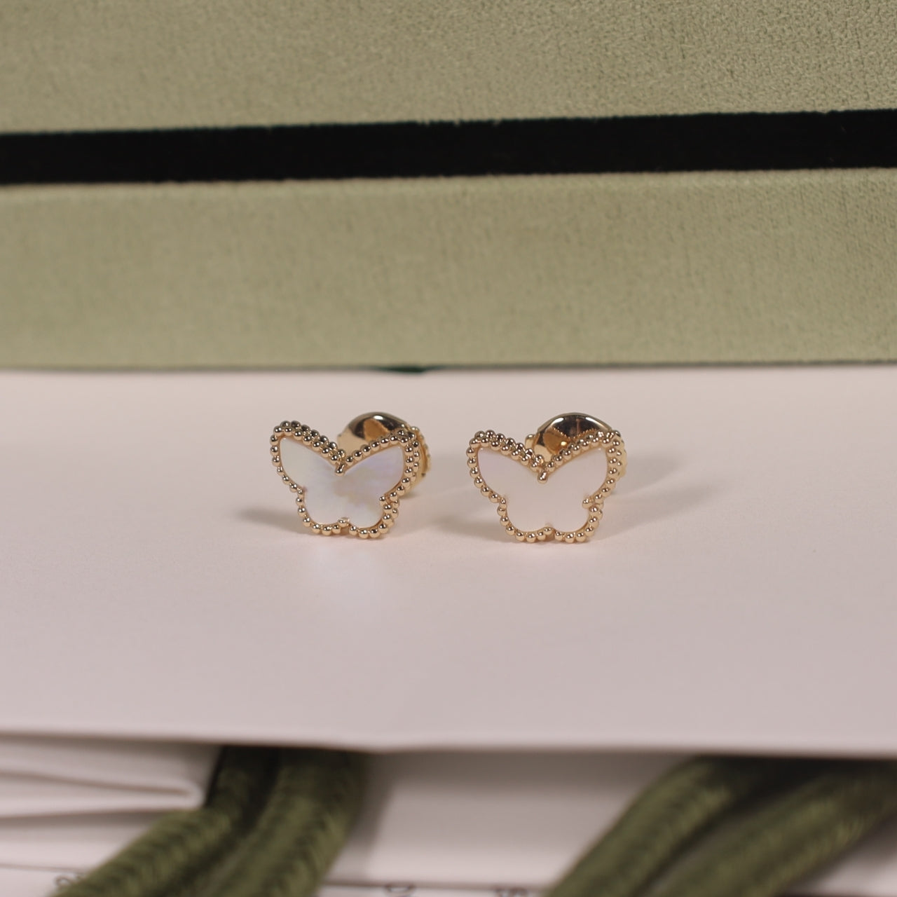 White Fritillaria Butterfly Earnail/B-044