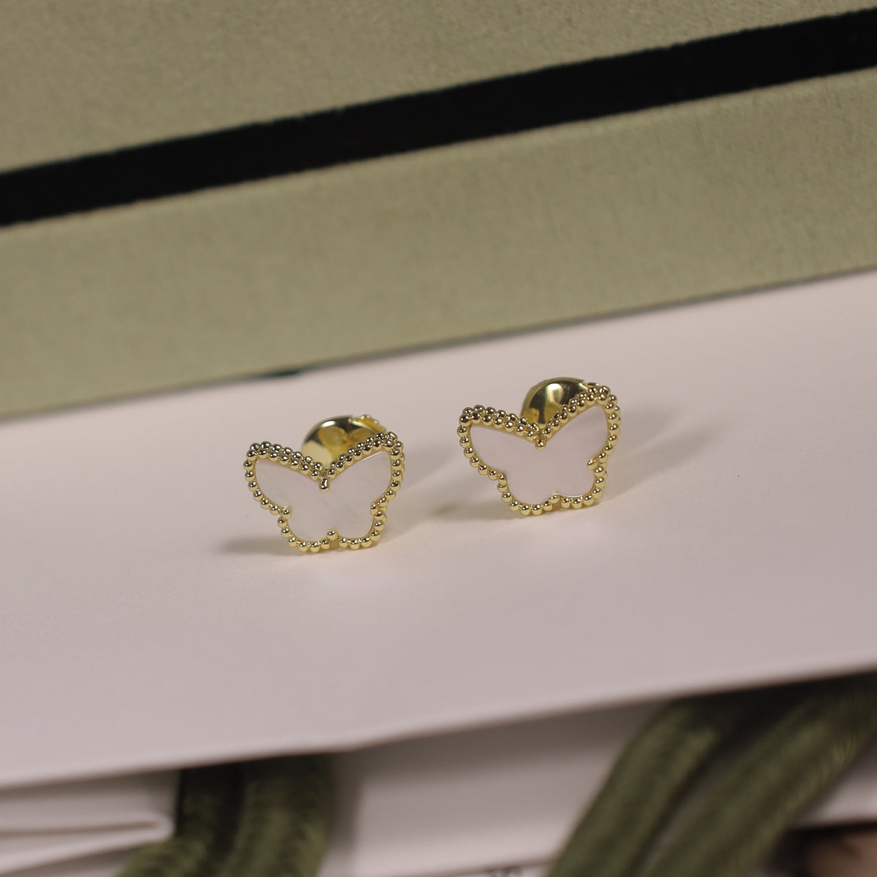 White Fritillaria Butterfly Earnail/B-044