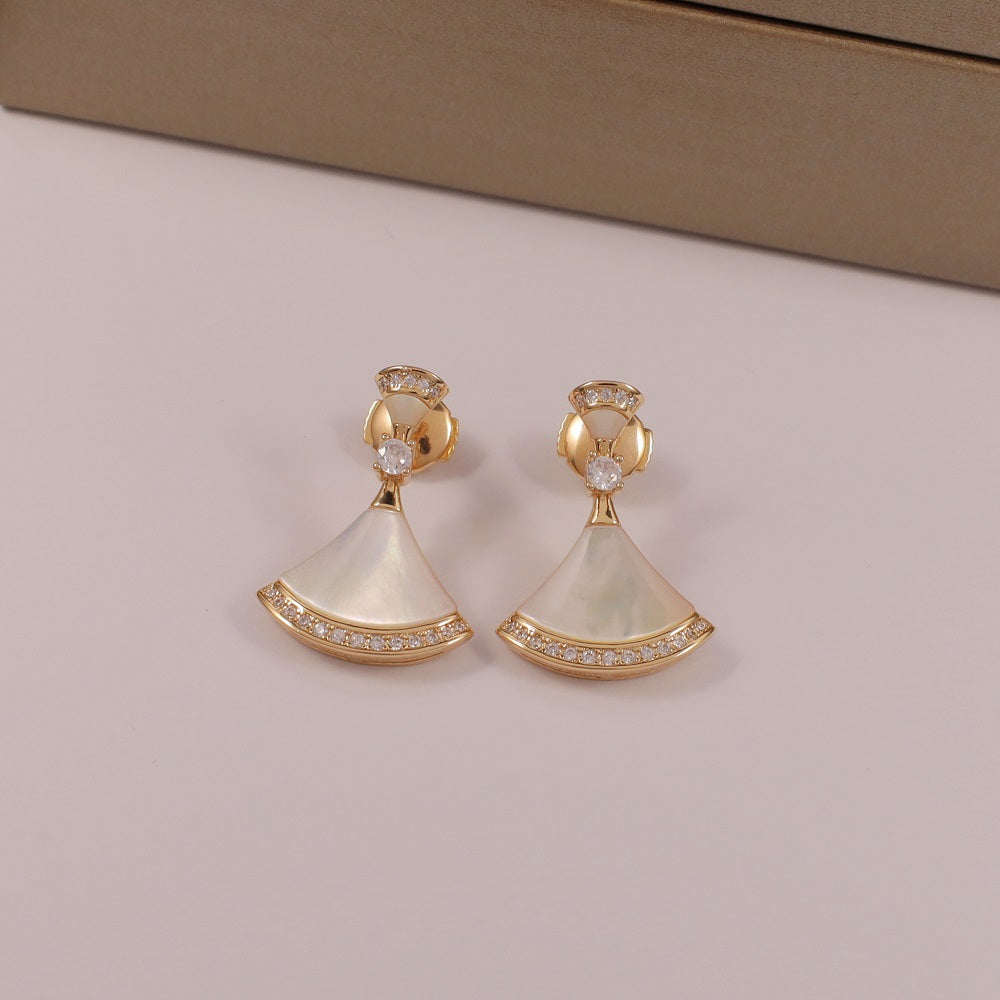 Swinging fan-shaped skirt earrings/B-071