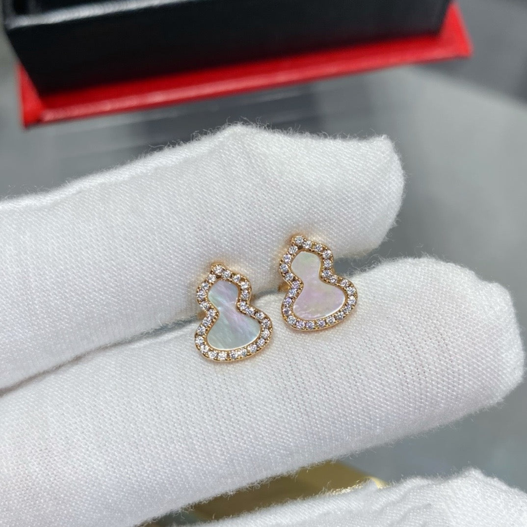 Gourd Ear Nails/B-107