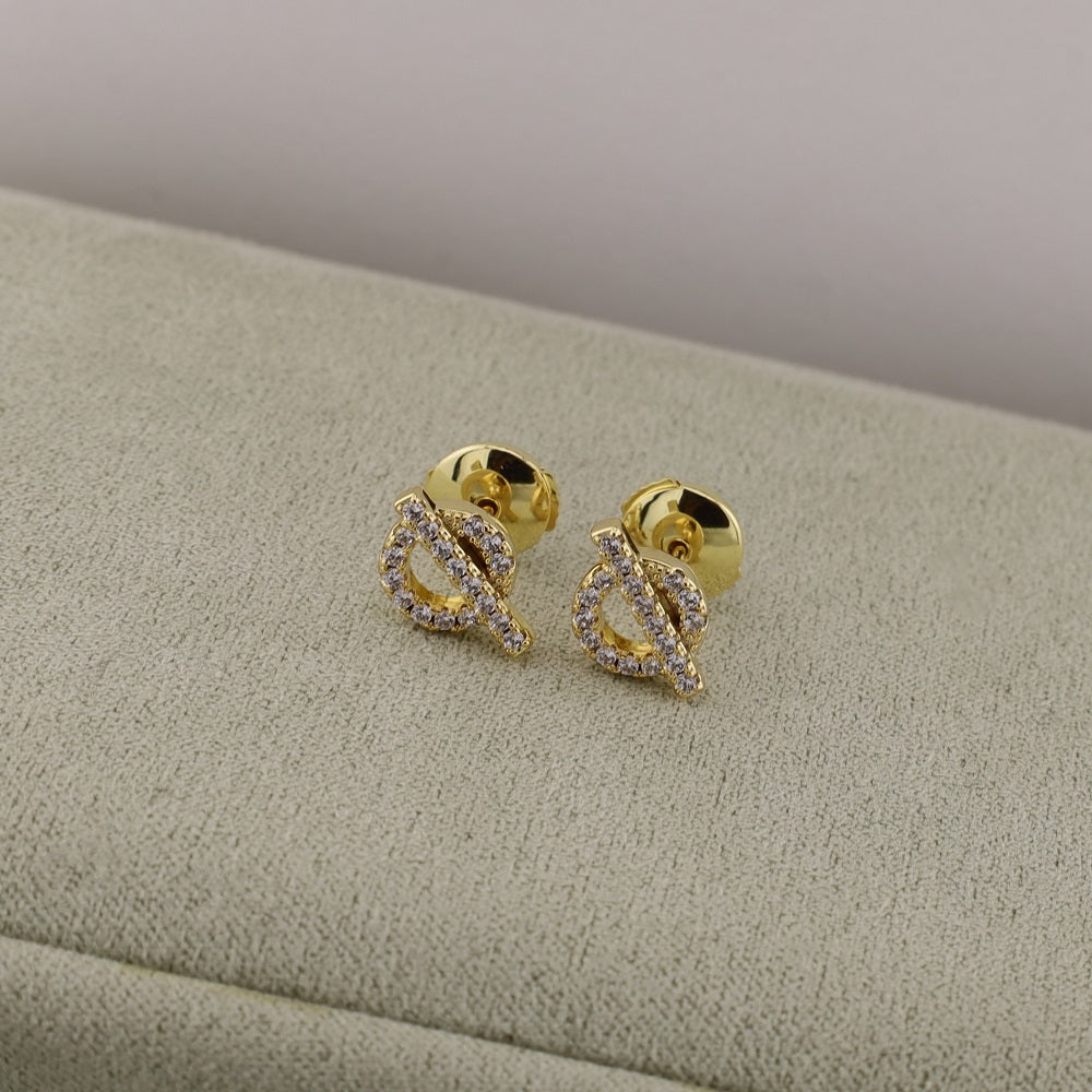 Little Q Pig Nose Ear Nails/B-114