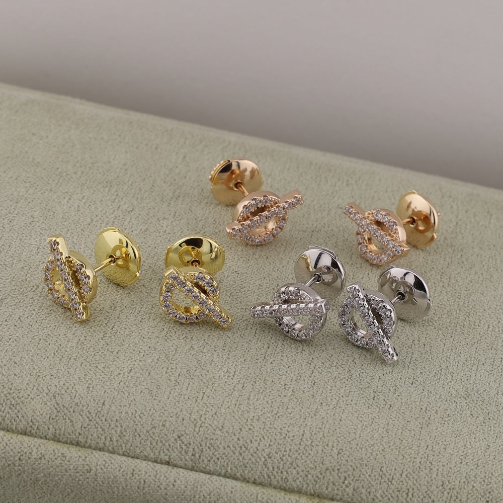 Little Q Pig Nose Ear Nails/B-114