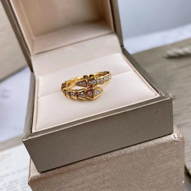 Spring snake bone ring/JZ-039